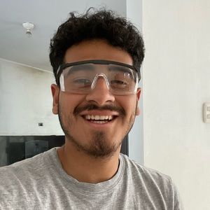 Meet your Posher, Diego